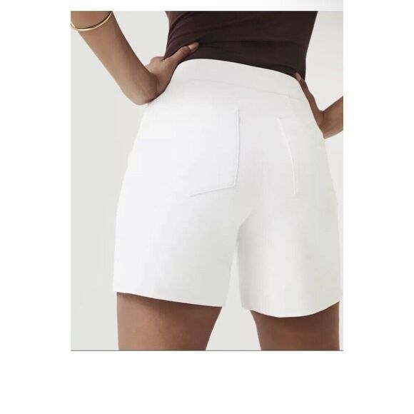 Spanx 20375 Sz Medium On the Go 6" Shorts Classic White Silver Lining Technology - Picture 13 of 16